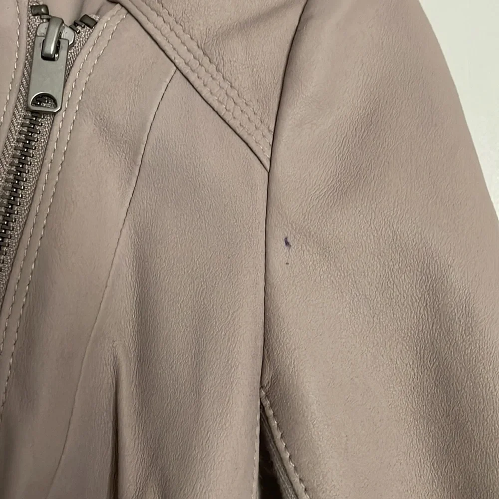Leather jacket - Picture 8 of 10